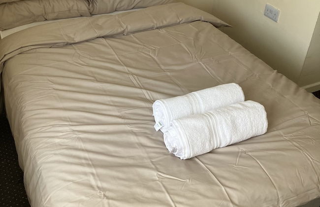 Immaculate 2-bed Apartment in Bury - Foto 3