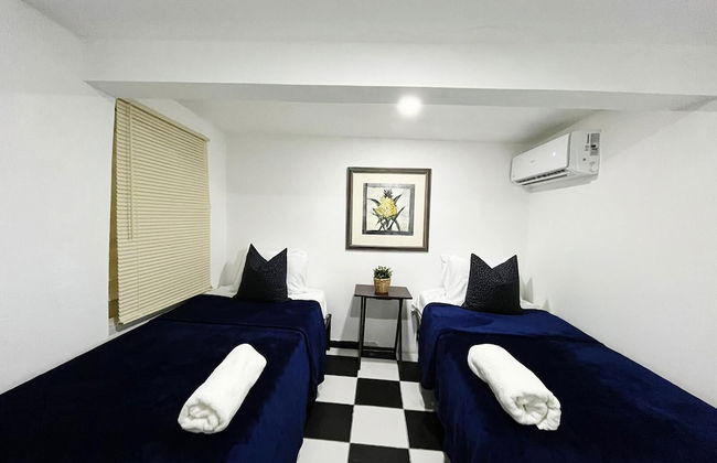 Janer House - Photo 23