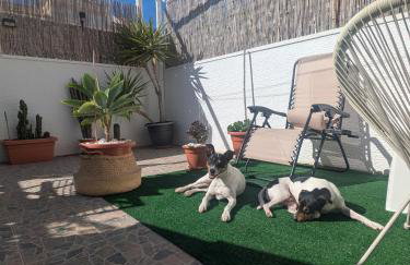 Mediterranean Chill House BBQ & Pools - Foto 16