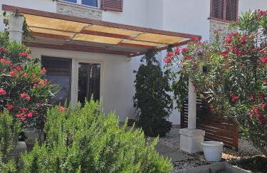 Apartments Cvijet Mora Sreser - Foto 42