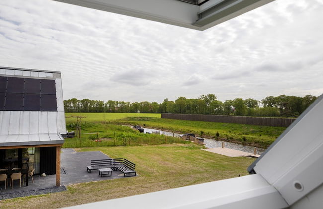 Beautiful Villa on the Water in Friesland - Foto 40