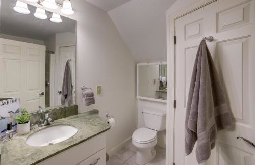 Jackson Lakefront Getaway w/ Balcony, Dock Access - Foto 20