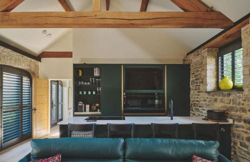 The Cowshed - Photo 3