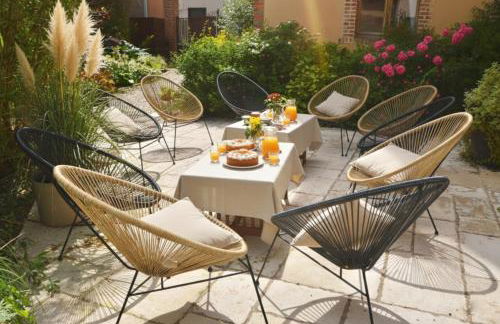 Cottage Mackinley, séjour spacieux et chaleureux, salon de jeux, grande salle à manger, 15 pers, Centre Historique, gare TER - Foto 39