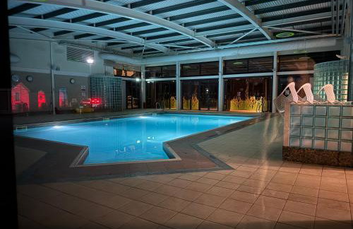 LuxeHaven at Tattershall Lakes Park with Hot Tub - Foto 57