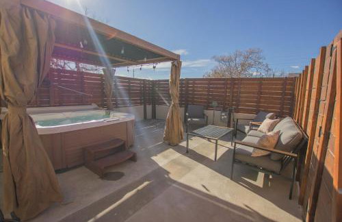 Terracotta Suite at ArnoTriplex! Hot Tub-Close to Downtown-Pet Friendly-No Pet Fee! - Foto 30