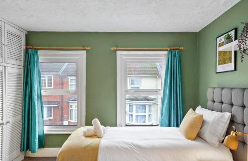 Beautiful 2 bedroom house Free Parking, Aylesbury, Adrenham st - Foto 20