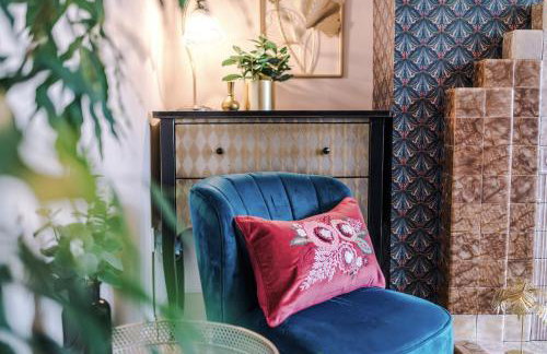 The Mayoress - Durham - Photo 17