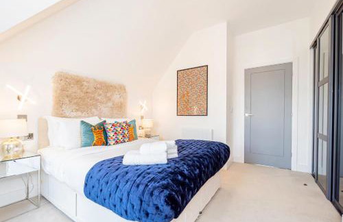 Superb Top Floor 1-Bedroom Flat With Charming Two Balconies - Foto 17