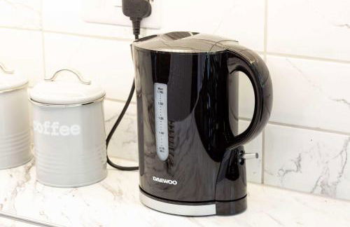 Spacious & Bright 3 Bedroom House in Peterborough - Foto 24