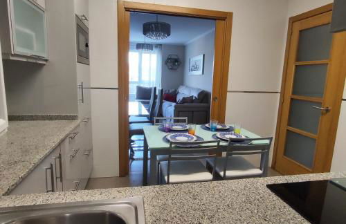 Piso céntrico en Viveiro con aparcamiento - Foto 5