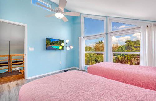 Palm Paradise - Pet Friendly Home on Siesta Key w/ Large Heated Private Pool & Outdoor Area! - Foto 42