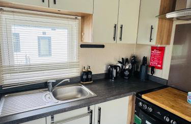 Princess's Palace, Holiday Lodge, Malvern View Leisure Park - Photo 18