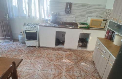 Casa simples com 02 quartos para Oktoberfest - Foto 2