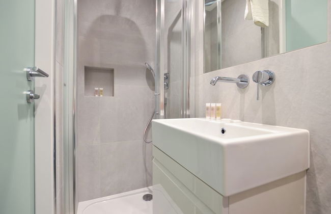 Sale Place Serviced Apartments by Concept Apartments - Photo 30