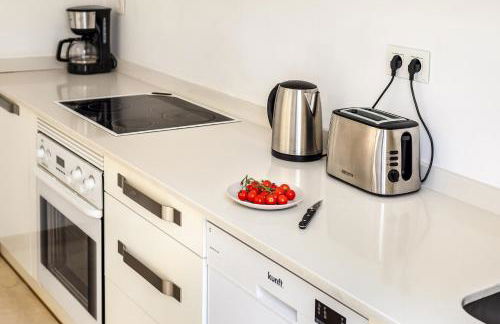 Modern 2BR Sea View Retreat in Tauro Walk to Beach & Golf - Foto 23