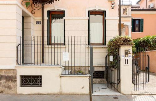 Palladio House, spaziosa elegante e centrale - Photo 7