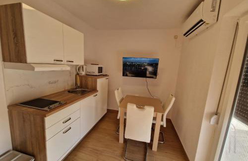 Apartmani Natalija 4 Stars - Photo 20