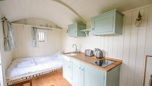 Sage Shepherds Hut Boundary Farm, Framlingham - Foto 5