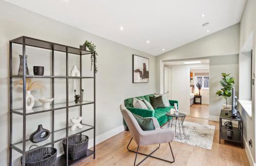 Charming Wimbledon 3-Bed Apt with Outdoor Area - Foto 18