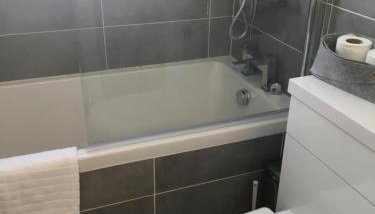 House for Families or Groups near Cardiff City Centre - Foto 3