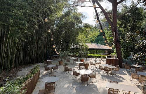 Luxury Family 2BR - Prime Location, Walk to Beach & Shopping, Sunny Balcony - By Totolulu Cannes Hoche - Foto 63