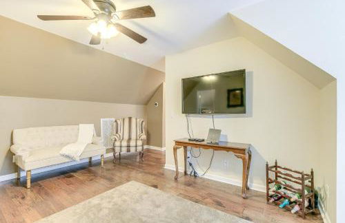 Hike, Golf and Boat Wake Forest Home with Yard - Foto 10