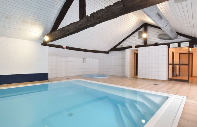 Alluring Farmhouse in Lavacherie with Hot Tub - Photo 24