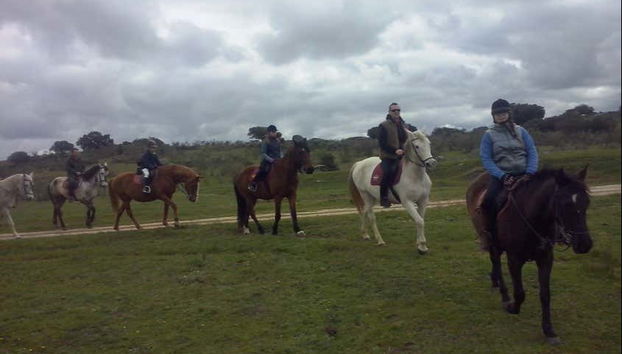 Disfrutando de la excursión a caballo