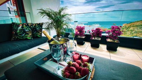 SUPER SIX - Brand New Seaview in Costa Del Sol - Photo 2