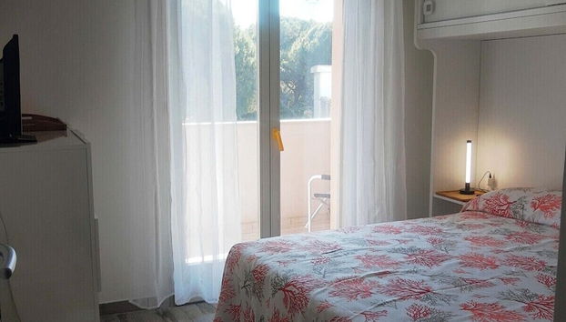 Comfy Flat With Terrace by the Pool - Foto 2, Habitación