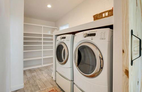 Modern Meadow Vista Vacation Home with Spacious Deck - Photo 20