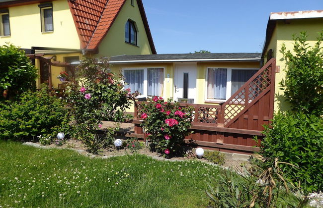 Bungalow in Zweedorf mit Liegewiese - Foto 1