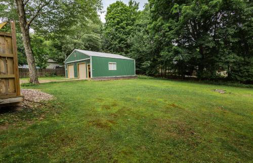 Spacious & Updated MQT Home - HotTub - Backyard - Foto 39