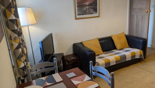 Apartment with Outside Patio and Car Space - Foto 3