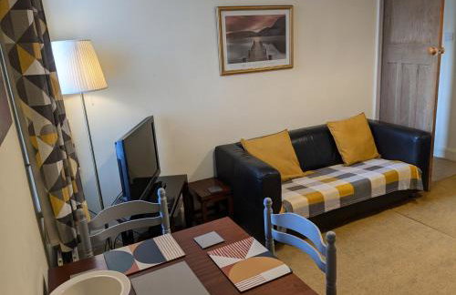 Apartment with Outside Patio and Car Space - Foto 3