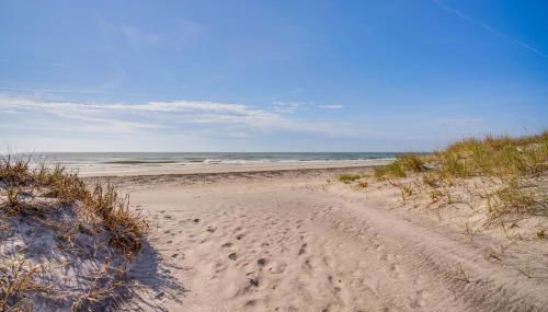 1 Block to Brigantine Beach Breezy Home with Patio! - Foto 3