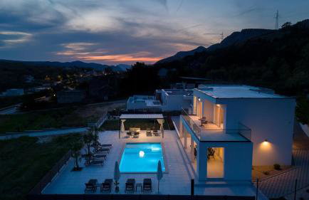 Villa Carmen with 5 en-suite bedrooms, 48 sqm pool, 8km from sea - Photo 41