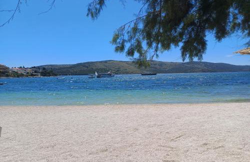 Villa Barbara & Zoran with free parking and heated swimming pool - Photo 2