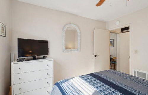 Beach Condo with Private Patio #133 - Photo 12