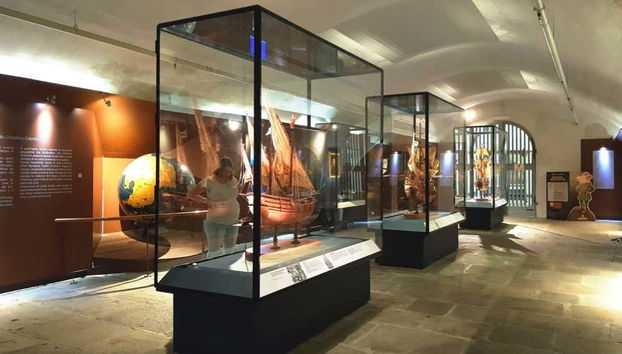 Visitando el Galata Museo del Mare