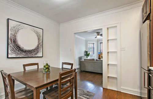 1BR Homey Apt in Irving Park - Troy 2 - Photo 5