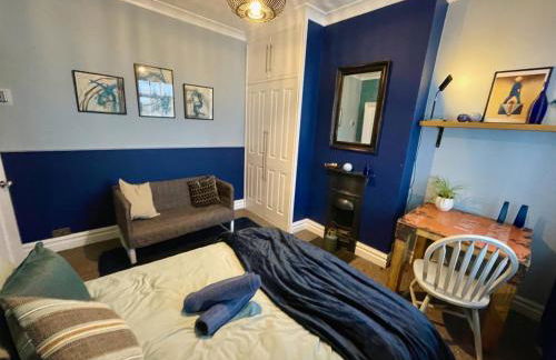 Stylish and artistic flat in Southend on Sea - 2 Double Bedrooms, Free on-street parking - Foto 44