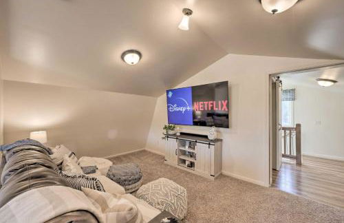 Family Home Near Kings and Sequoia National Parks! - Photo 11