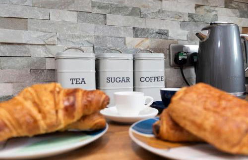 Central Saltburn 2 bed family apartment - Foto 10