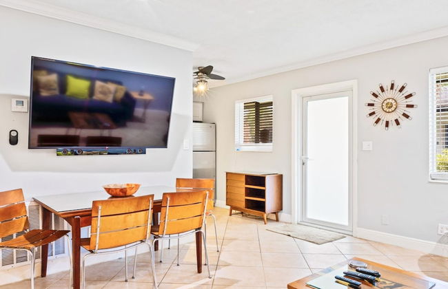 Wilton Manors 2BR Charm Walk to the Drive - Foto 5