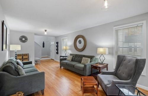 Modern Open Concept 4 Bed 2 5 Bath Mid to LongTerm Private Single Family Home - Foto 16