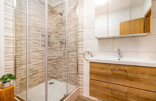 Vintage Winehouse Backov - Foto 19