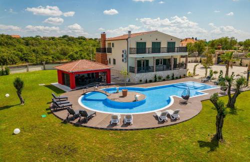 Villa Leon ZadarVillas - Photo 1