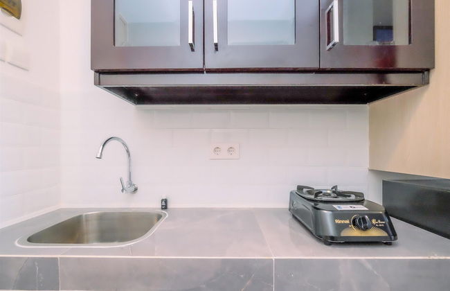 Homey And Relaxing Studio Tokyo Riverside Pik 2 Apartment - Photo 5